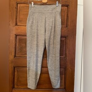 Vuori Lux At Ease pants